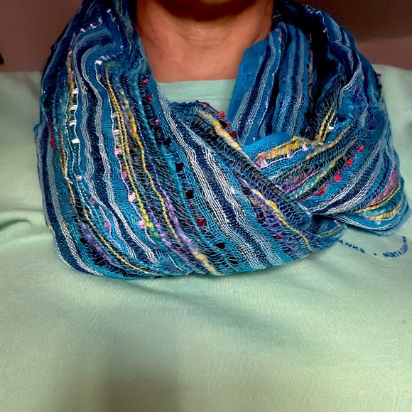 Earth Bound scarf - Picture 3 of 6